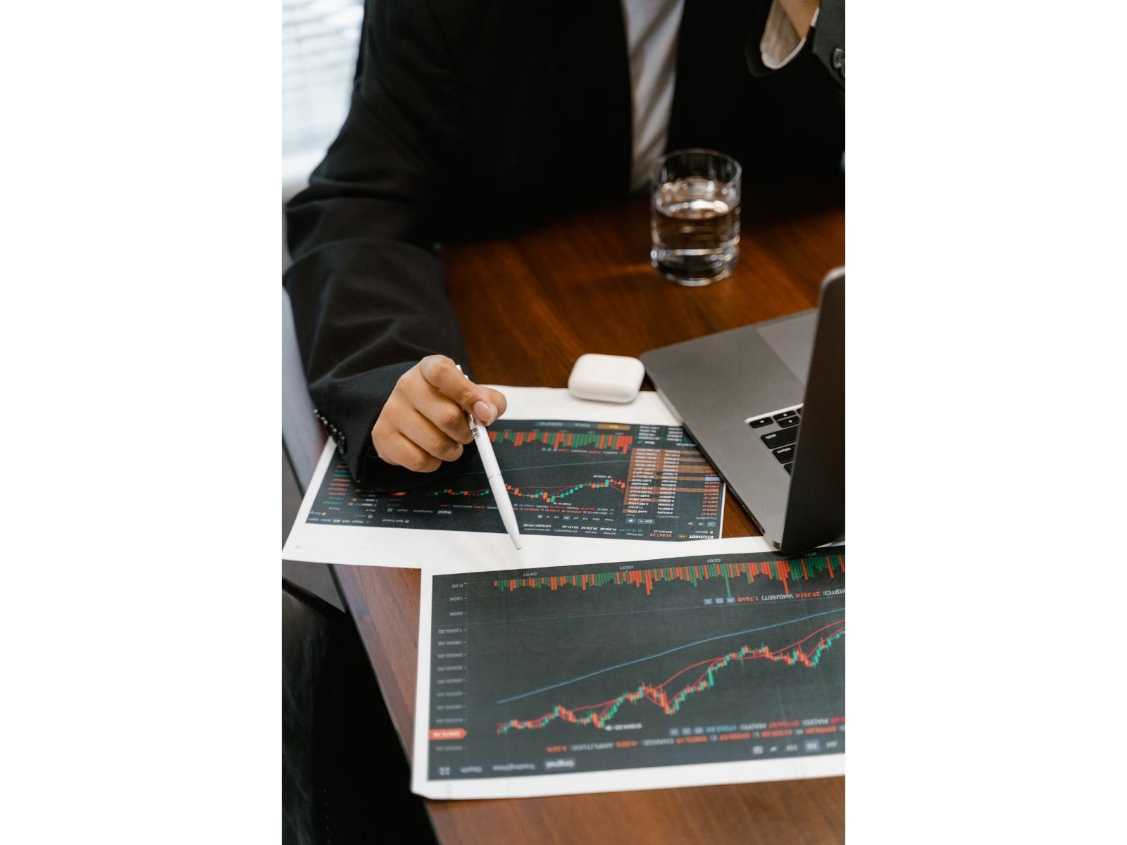 羊群效應的交易誤區